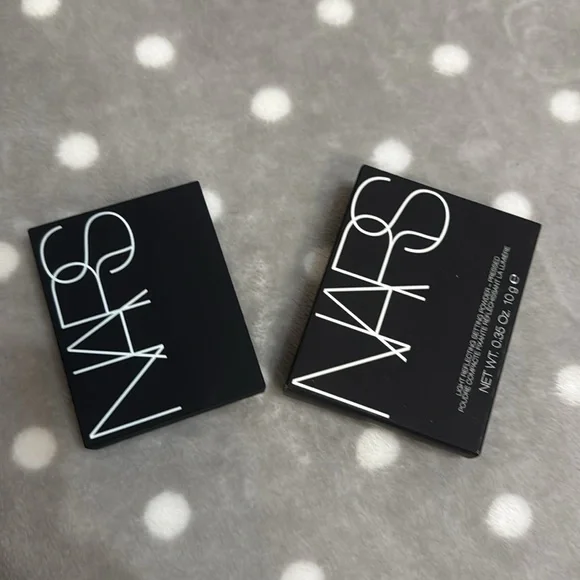 Nars Light Perfecting Setting Powder - Pressed - Picture 5 of 12